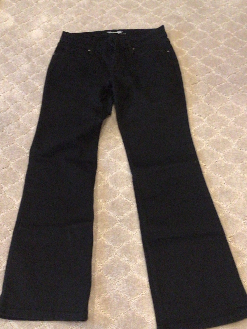 Black Wrangler juniors jeans